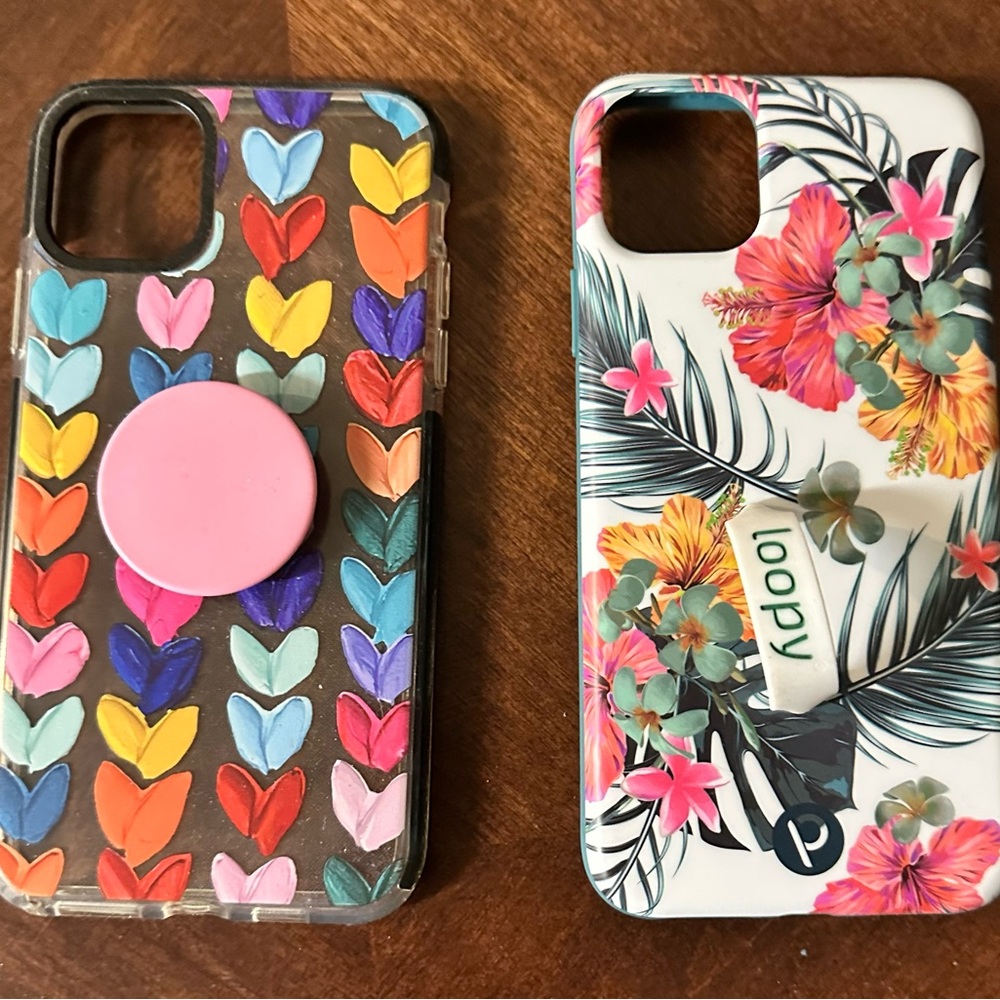 iPhone 11pro max LOOPY phone case, and 11pro max heart case w/pink pop it.